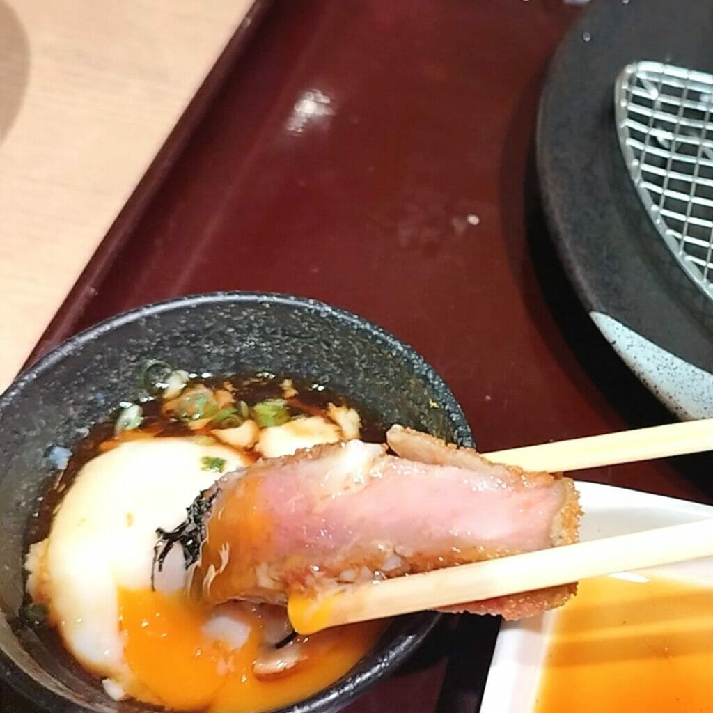 牛ロースカツ京玉膳の牛カツ食べ方ー京玉